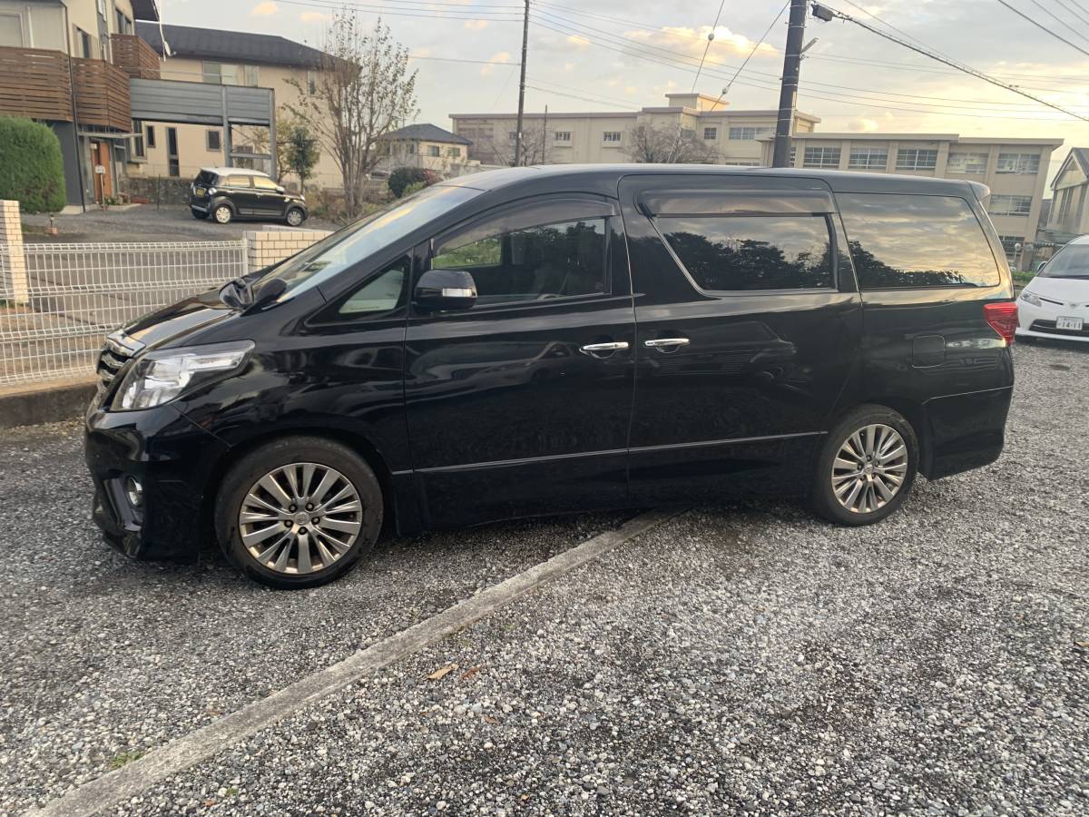 Toyota Alphard 240S Type Gold 